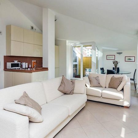 Libra Flexyrent Apartment ราปาลโล ภายนอก รูปภาพ