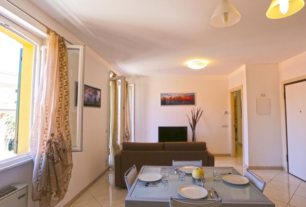 Libra Flexyrent Apartment ราปาลโล ภายนอก รูปภาพ